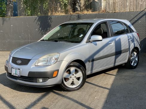 Used 2007 Kia Rio5 SX w/ PWR Pkg FWD image 1