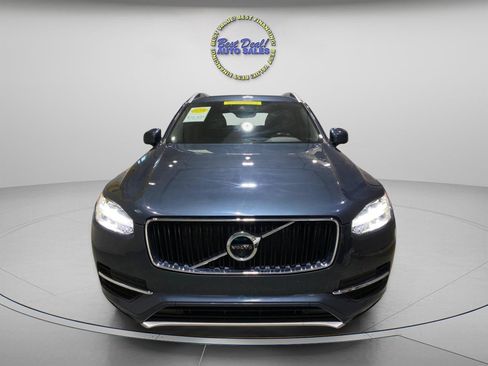 Used 2018 Volvo XC90 T5 Momentum w/ Convenience Package AWD/4WD image 7