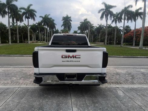 Used 2023 GMC Sierra 1500 Pro w/ Pro Value Package AWD/4WD image 13