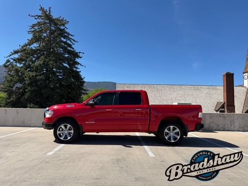 Used 2020 RAM 1500 Big Horn AWD/4WD image 3