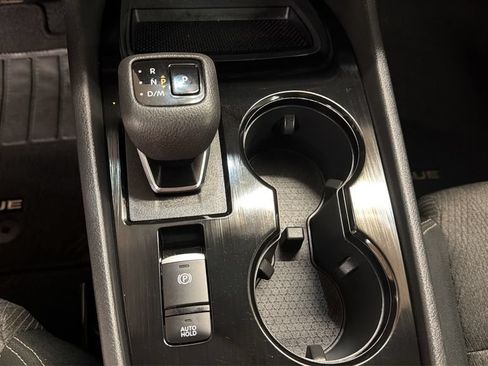 Used 2025 Nissan Rogue SV AWD/4WD image 19