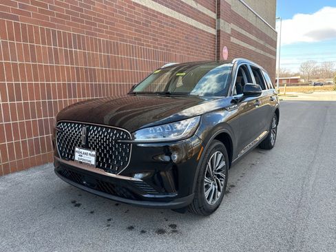 New 2026 Lincoln Aviator AWD image 4
