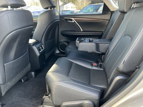 Used 2020 Lexus RX 350L Premium w/ Premium Package image 23