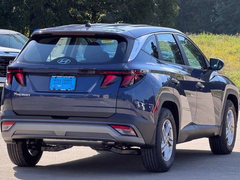 Used 2026 Hyundai Tucson SE FWD image 11