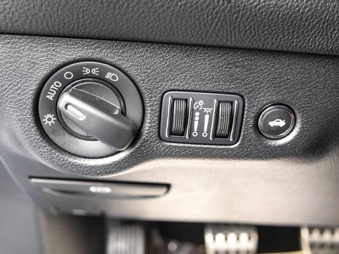 Used 2023 Dodge Challenger R/T w/ Blacktop Package image 17