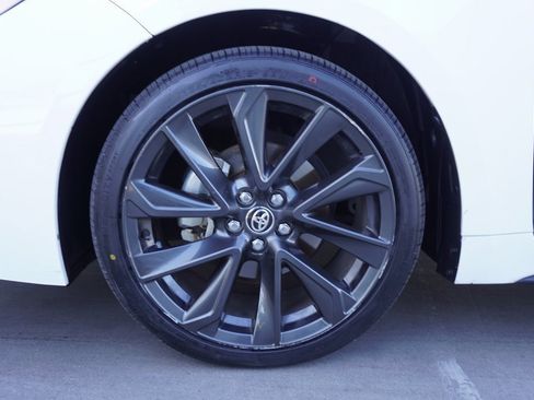 Used 2024 Toyota Corolla SE image 21