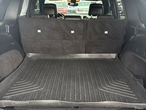 Used 2019 Jeep Grand Cherokee Altitude AWD/4WD image 29