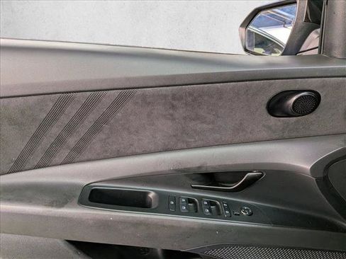 Used 2025 Hyundai Elantra N FWD image 10