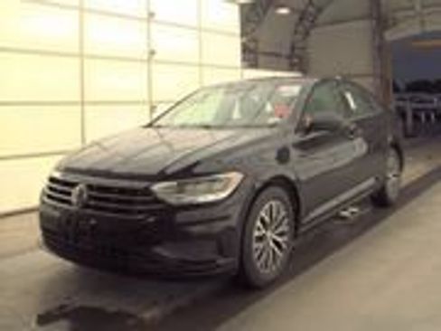Used 2021 Volkswagen Jetta SE w/ SE Cold Weather Package FWD image 1