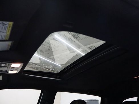 Used 2020 Toyota Tacoma TRD Off-Road w/ TRD Premium Off Road Package image 25