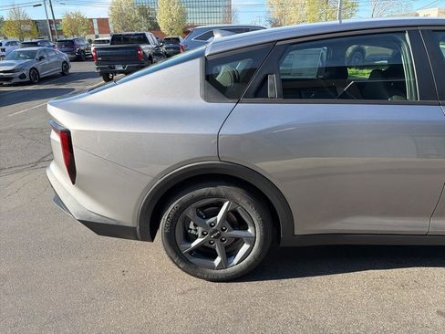 New 2026 Kia K4 FWD image 6