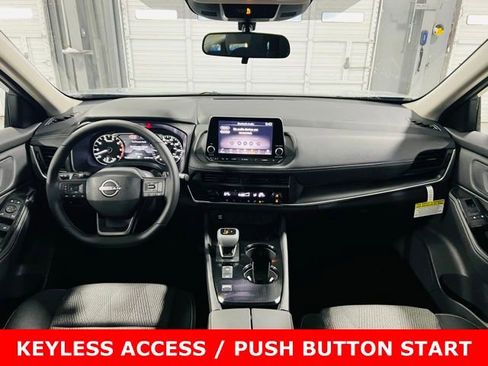 New 2026 Nissan Rogue SV FWD image 4