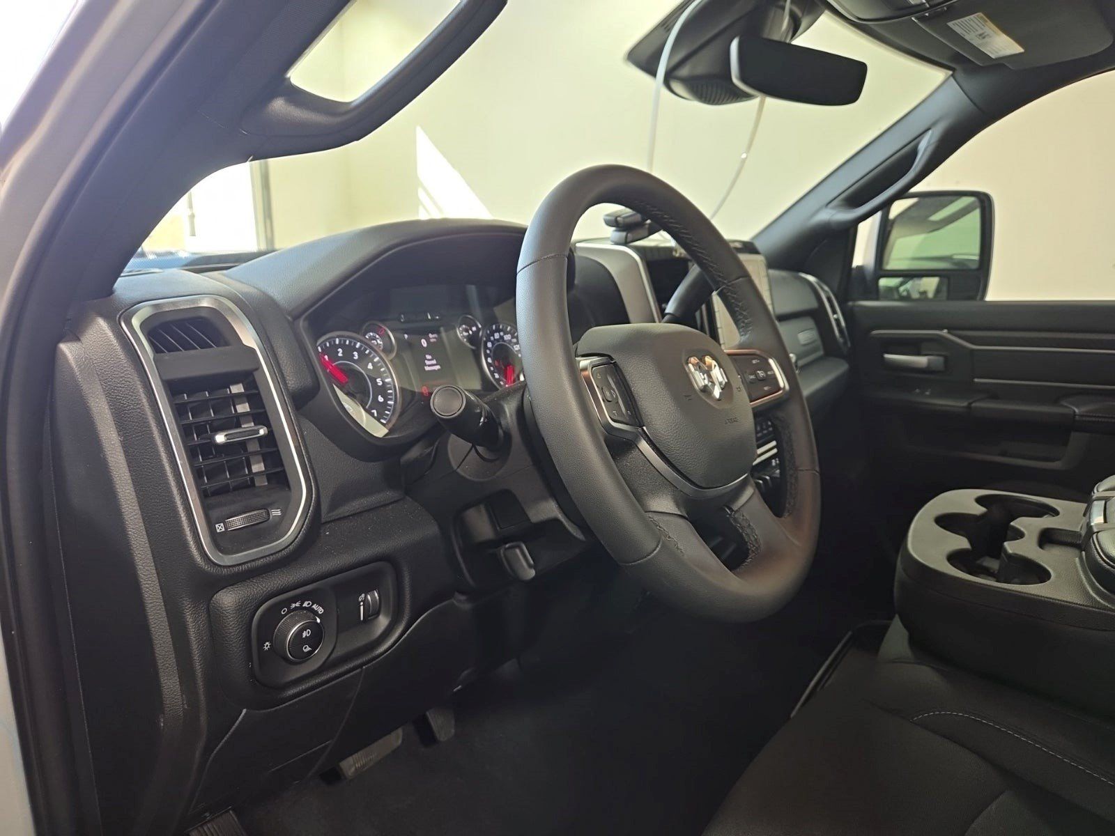 Used 2026 RAM 2500 Big Horn AWD/4WD image 7