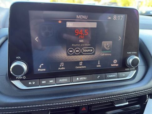 Used 2021 Nissan Rogue SV w/ Premium Package image 26