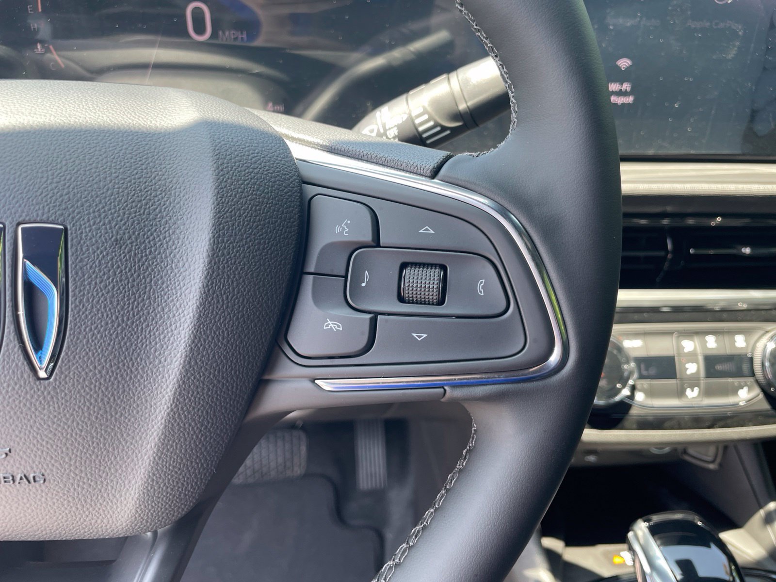 New 2026 Buick Envista Sport Touring w/ Convenience I Package FWD image 19