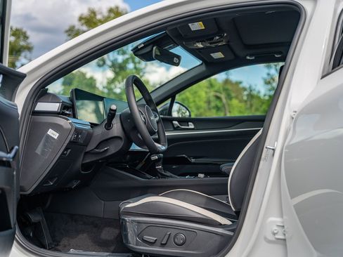 New 2026 Kia K5 GT-Line image 12