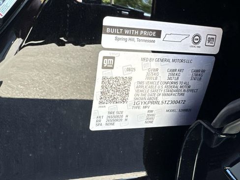 New 2026 Cadillac Lyriq Premium Luxury w/ LPO, Floor Liner Package image 20