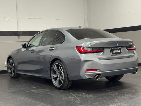 Used 2023 BMW 330i Sedan w/ Driving Assistance Package RWD image 10