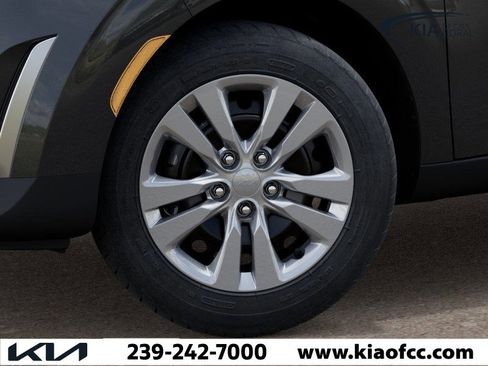 New 2025 Kia Soul LX image 9