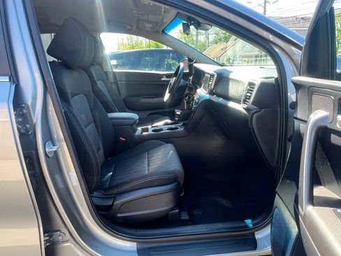 Used 2020 Kia Sportage LX AWD/4WD image 29