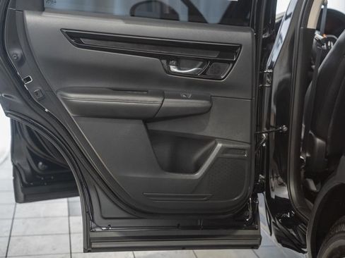 Used 2025 Honda CR-V EX-L image 38