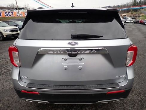 Certified 2023 Ford Explorer XLT w/ Equipment Group 202A image 7