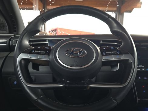 Certified 2024 Hyundai Santa Cruz Limited image 31