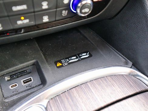 Certified 2023 Buick Enclave Avenir image 27