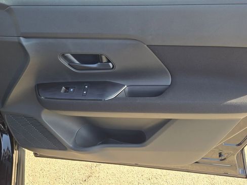 New 2026 Nissan Kicks S image 5