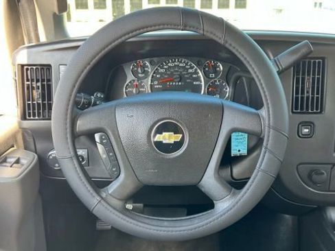 Used 2017 Chevrolet Express 3500 LT w/ LT Preferred Equipment Group image 73