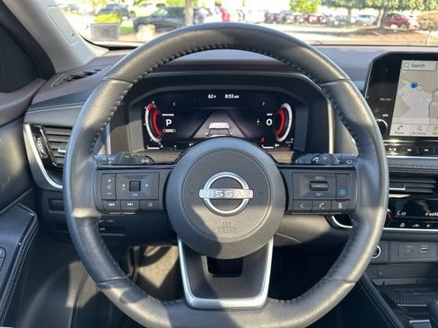 Used 2023 Nissan Rogue Platinum AWD/4WD image 33