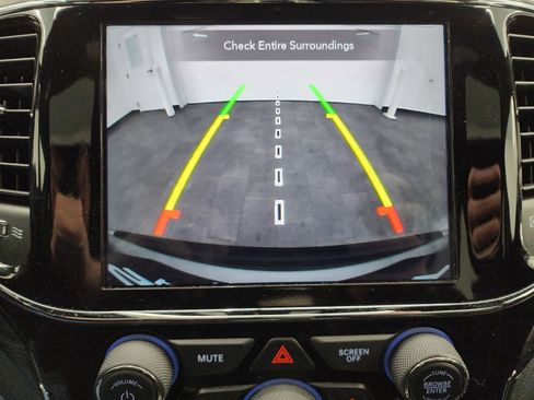 Used 2020 Jeep Grand Cherokee Altitude image 14