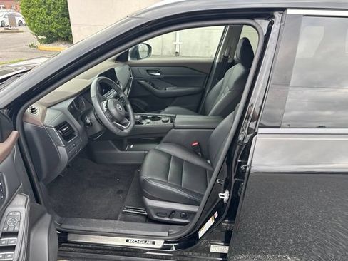 Used 2023 Nissan Rogue SL w/ SL Premium Package AWD/4WD image 19