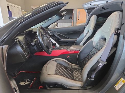Used 2016 Chevrolet Corvette Stingray Coupe image 19