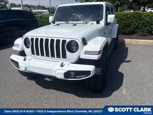 Used 2023 Jeep Gladiator Overland AWD/4WD image 1