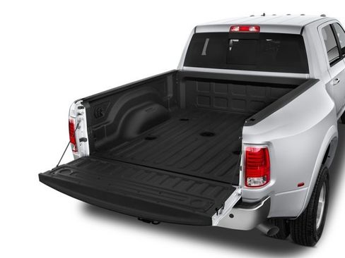 Used 2022 RAM 3500 Limited image 7