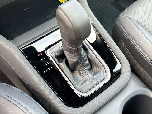 Used 2025 Subaru Forester Limited image 29