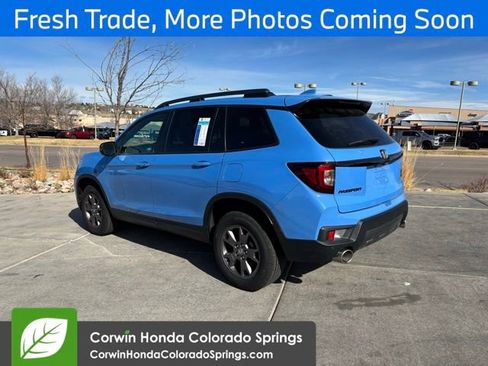 Used 2024 Honda Passport TrailSport image 3