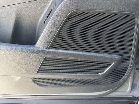 Certified 2023 Volkswagen Atlas Cross Sport SE w/ Panoramic Sunroof Package AWD/4WD image 24