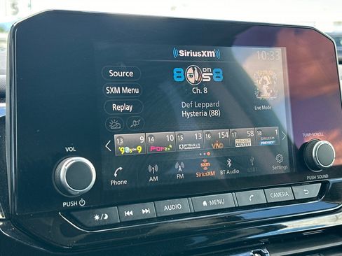 Used 2025 Nissan Pathfinder SV AWD/4WD image 20