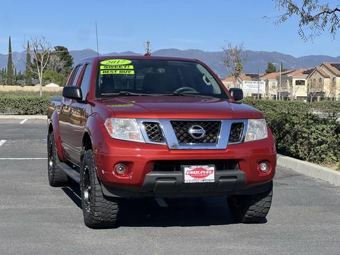 Used 2017 Nissan Frontier SV w/ SV Value Truck Package image 2