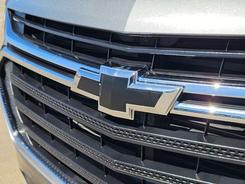 Certified 2018 Chevrolet Traverse LS FWD image 10