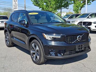 Certified 2025 Volvo XC40 B5 Plus w/ Climate Package