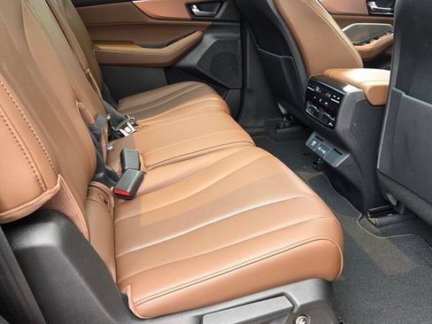 Certified 2023 Acura MDX FWD w/ Technology Package image 14