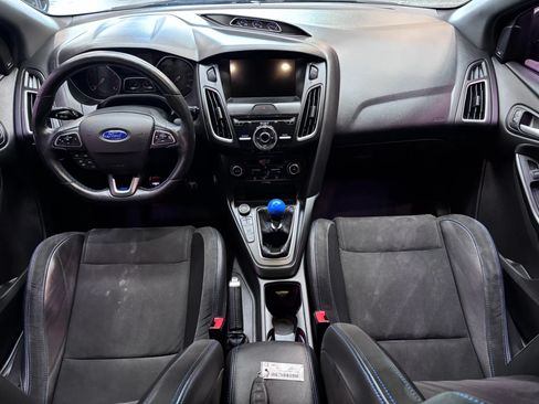 Used 2017 Ford Focus RS AWD/4WD image 10
