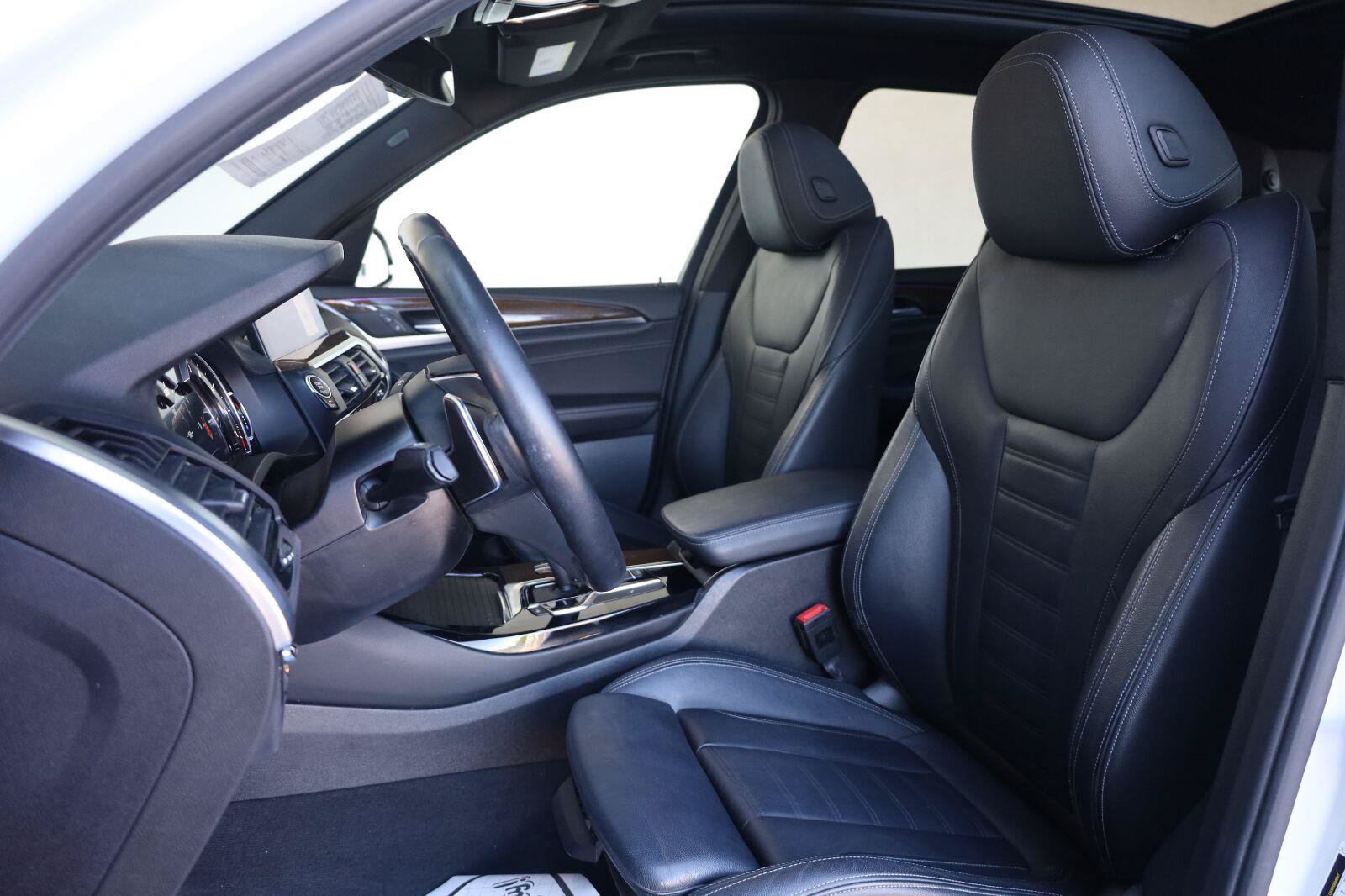 Used 2019 BMW X3 sDrive30i w/ Premium Package RWD image 18