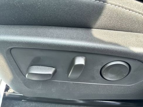 New 2026 GMC Canyon Elevation w/ Convenience Package RWD image 18