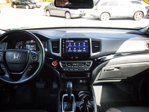 Used 2018 Honda Ridgeline RTL-E image 30