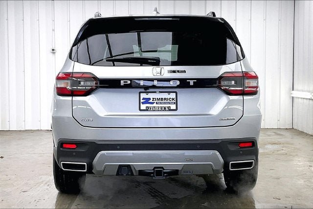 New 2026 Honda Pilot Touring image 4