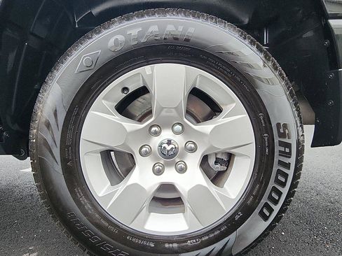 Used 2022 RAM 1500 Big Horn image 9